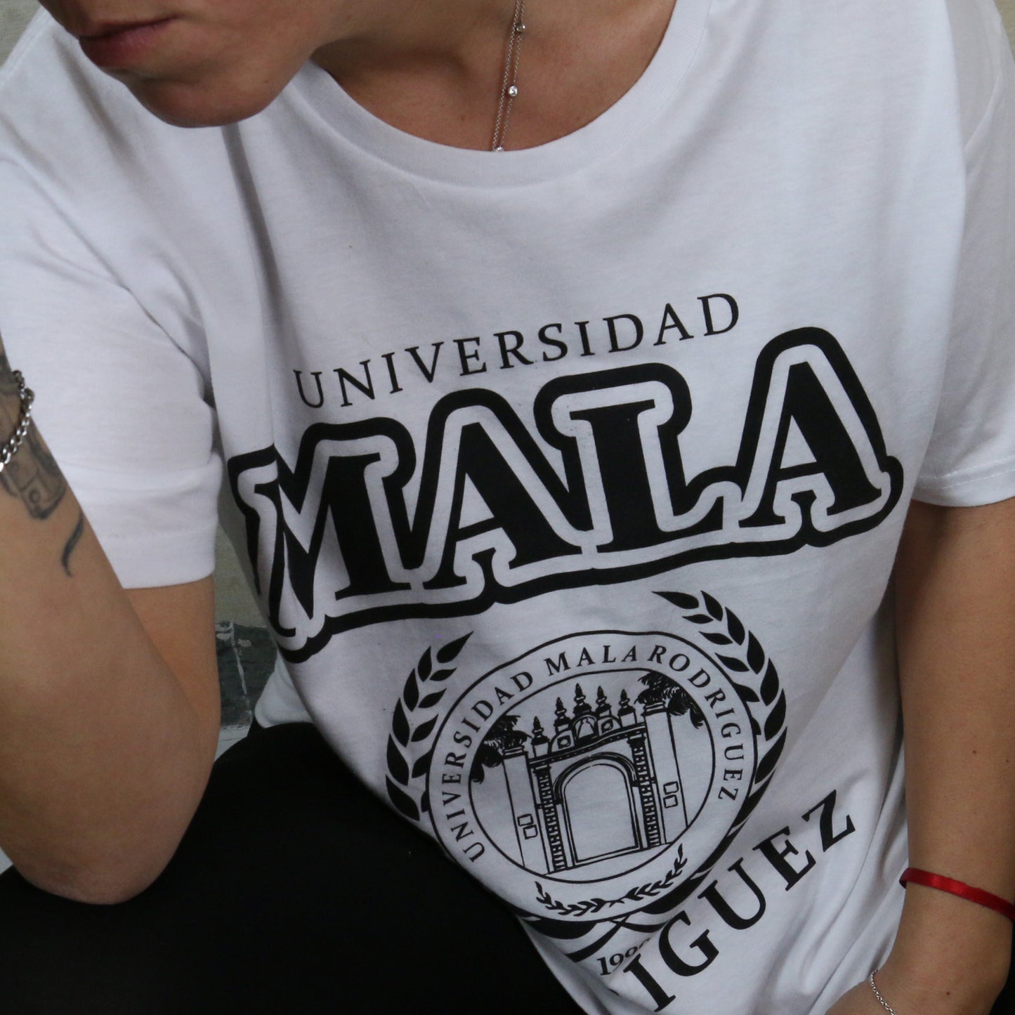 T-Shirt Universidad MALA Rodriguez